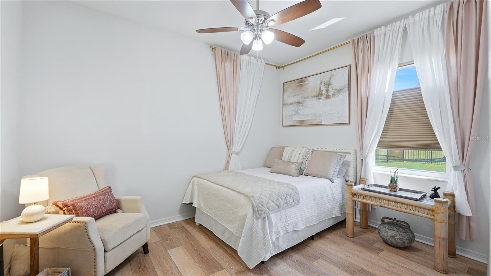 Image 23 of 61 For 2214 132 Nd Place E