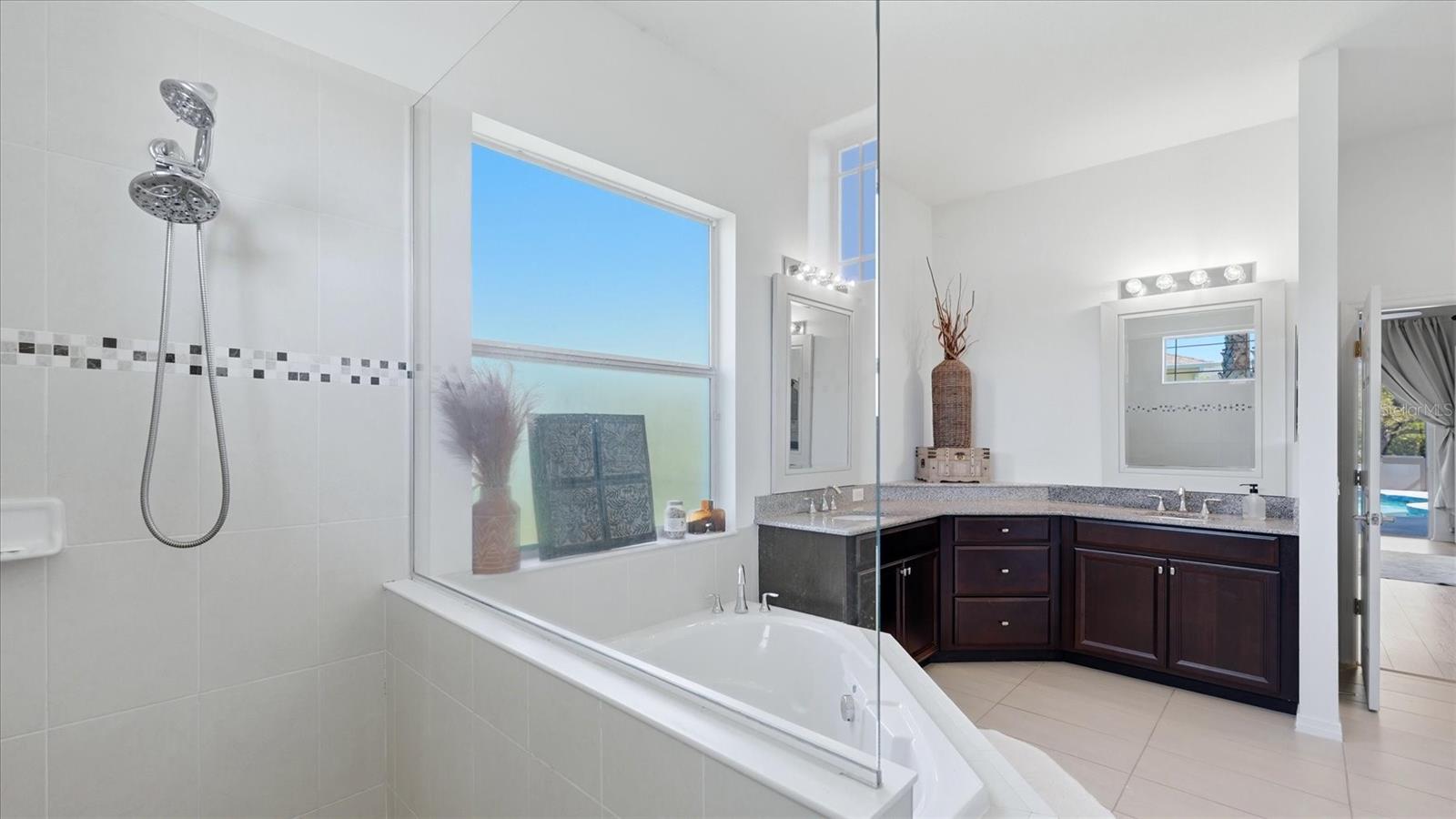 Image 26 of 61 For 2214 132 Nd Place E