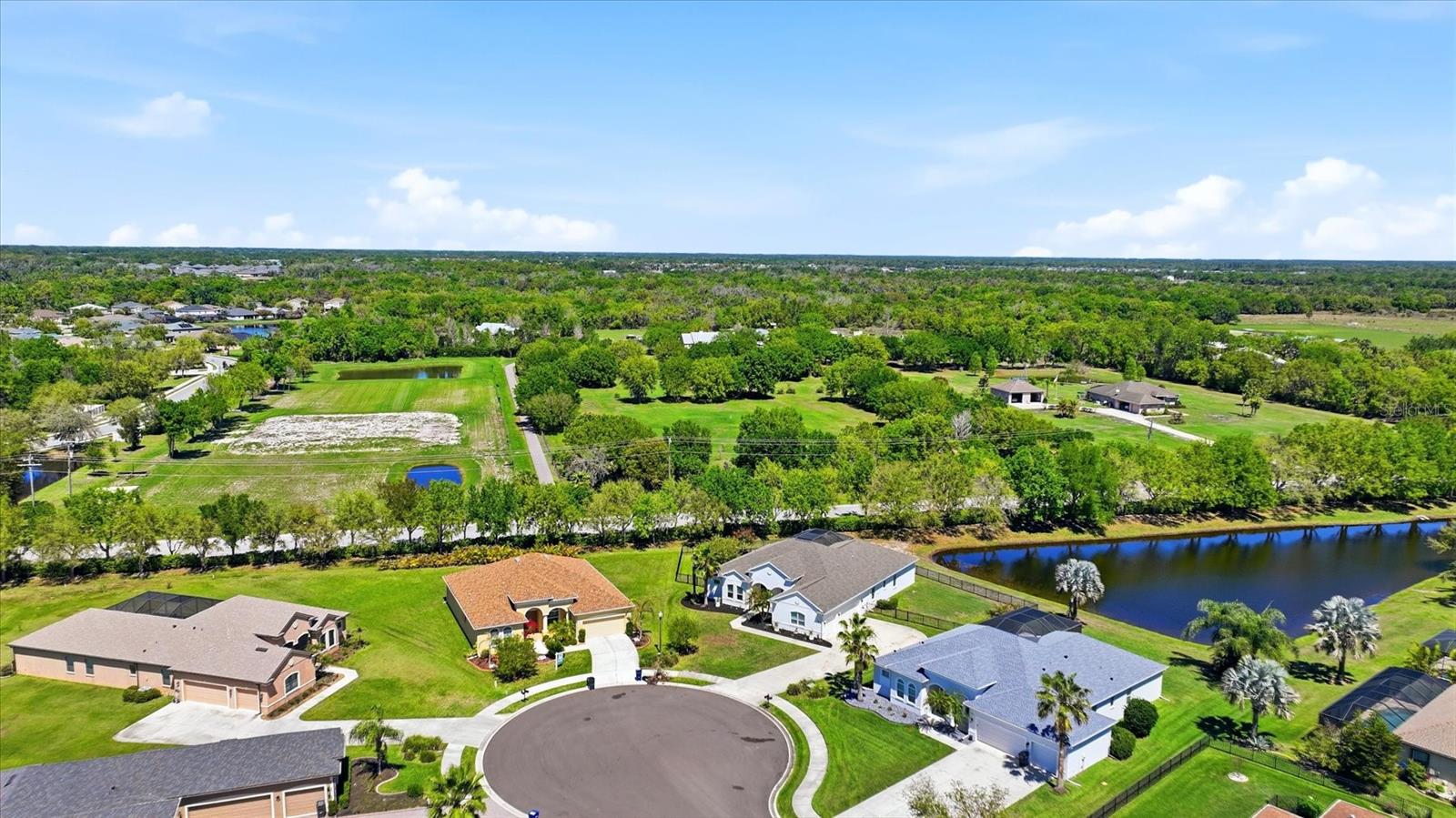 Image 43 of 61 For 2214 132 Nd Place E