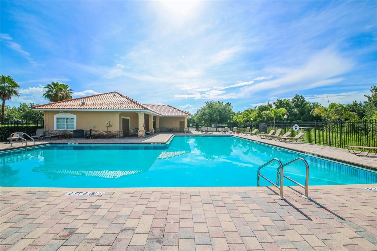 Image 49 of 61 For 2214 132 Nd Place E