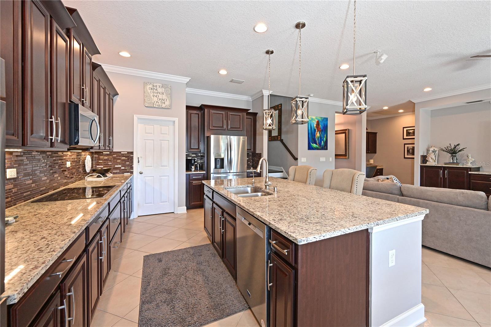 Image 10 of 35 For 11608 8th Terrace Ne