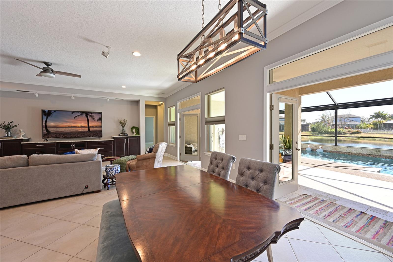 Image 11 of 35 For 11608 8th Terrace Ne