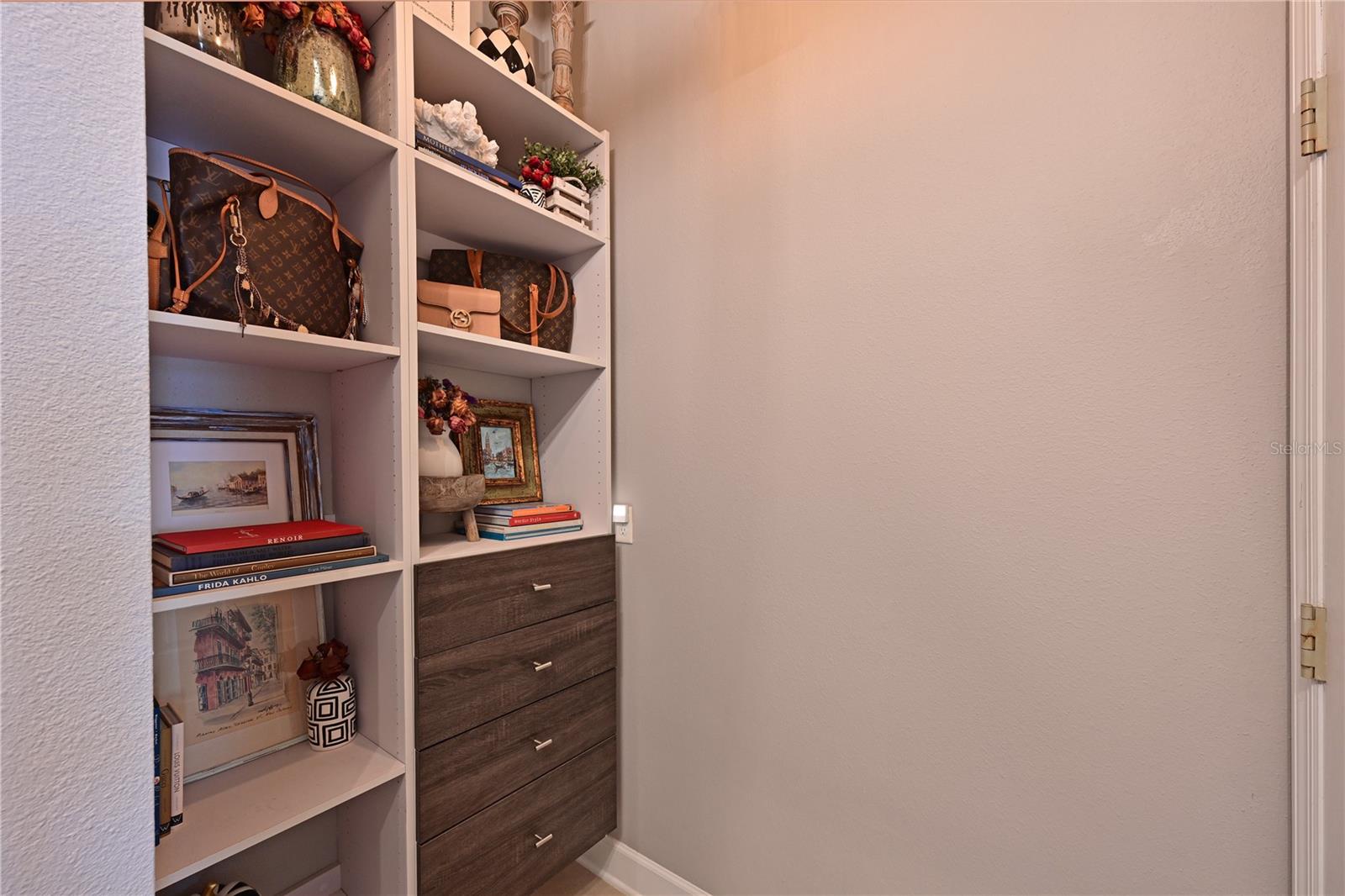 Image 20 of 35 For 11608 8th Terrace Ne