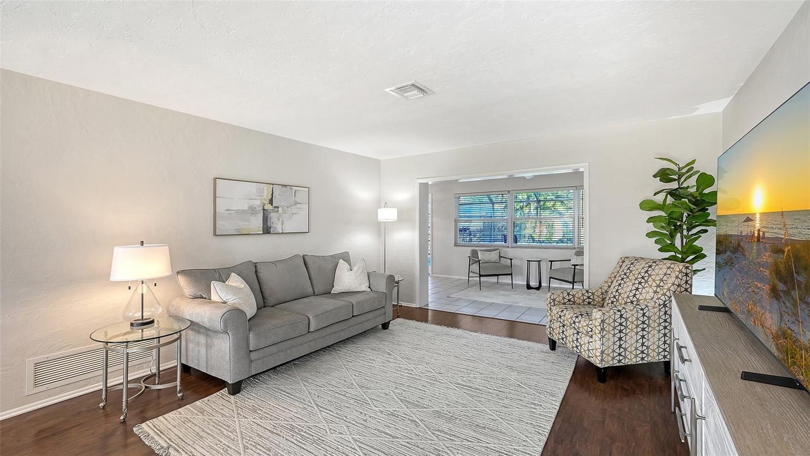 Image 7 of 47 For 7480 Blaine Way