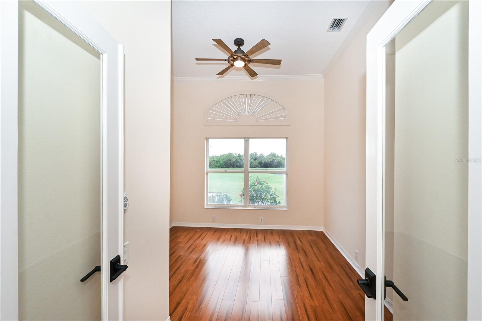 Image 22 of 56 For 7468 Myrica Drive