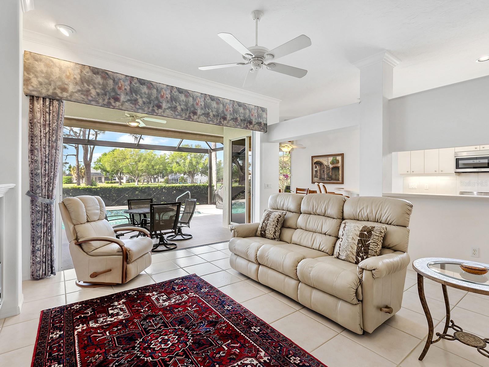 Image 12 of 42 For 10106 Glenmore Avenue