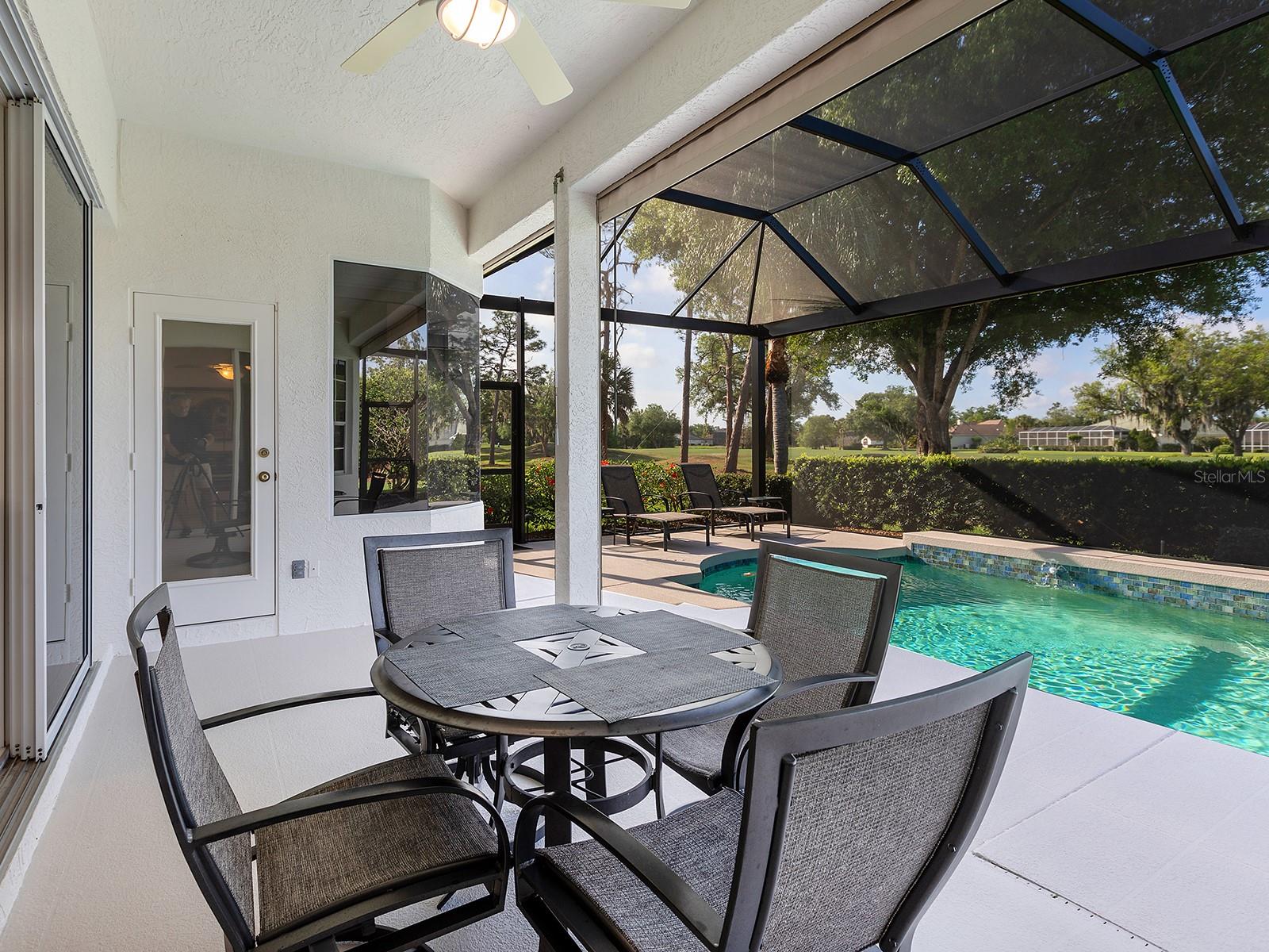 Image 13 of 42 For 10106 Glenmore Avenue