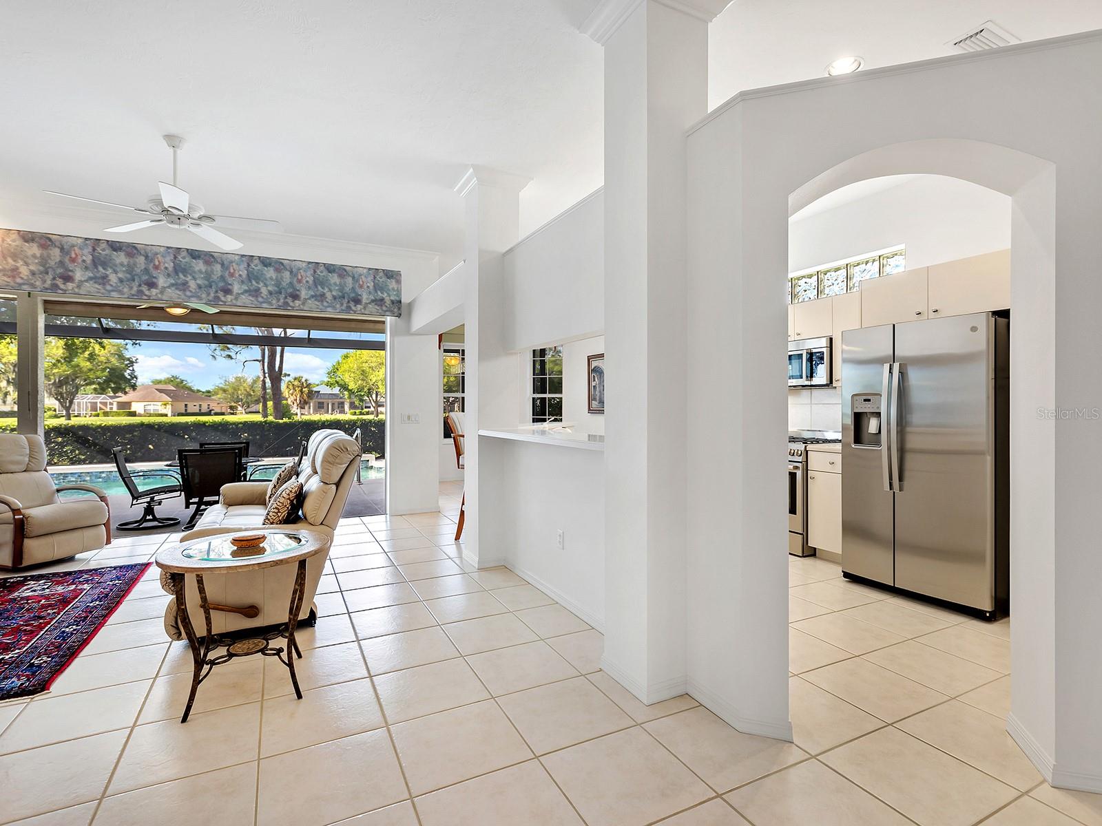 Image 17 of 42 For 10106 Glenmore Avenue