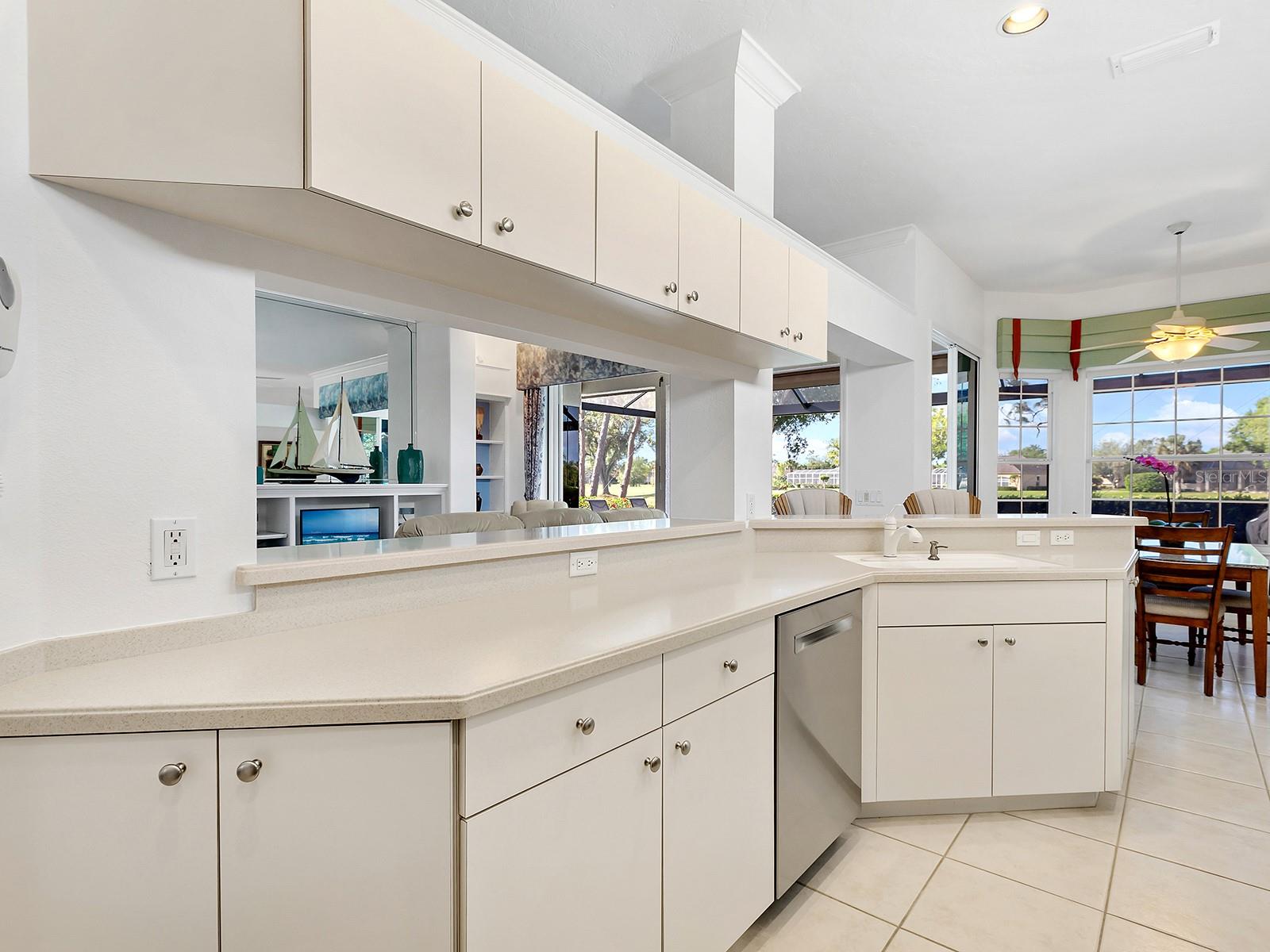 Image 18 of 42 For 10106 Glenmore Avenue