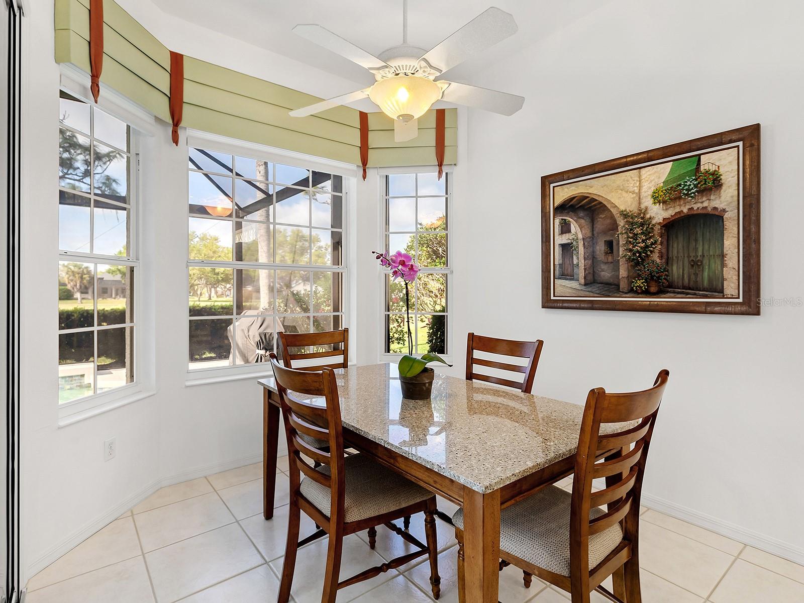 Image 23 of 42 For 10106 Glenmore Avenue