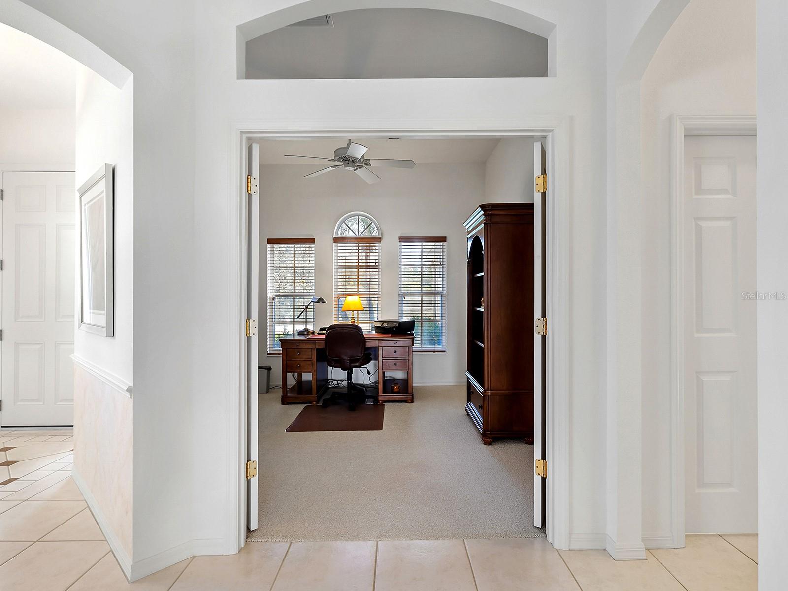 Image 25 of 42 For 10106 Glenmore Avenue