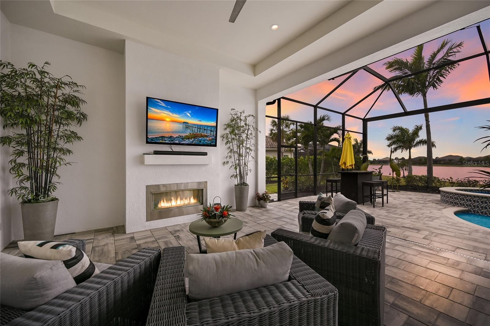 Image 3 of 8 For 8134 Pavia Way