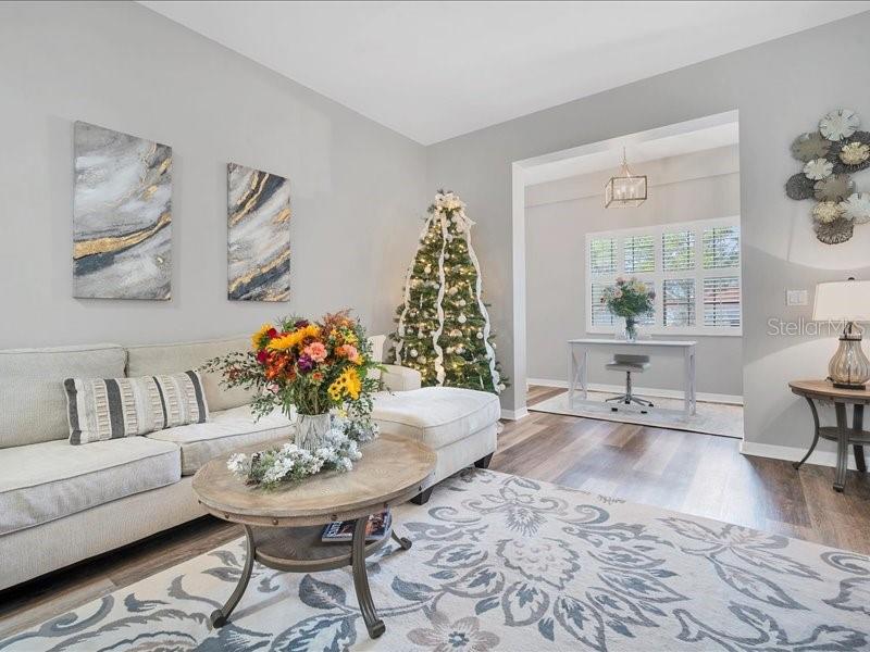 Image 6 of 25 For 3701 54th Drive W 102