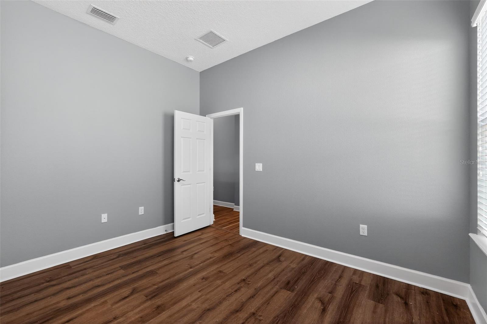 Image 29 of 55 For 710 116th Court Ne