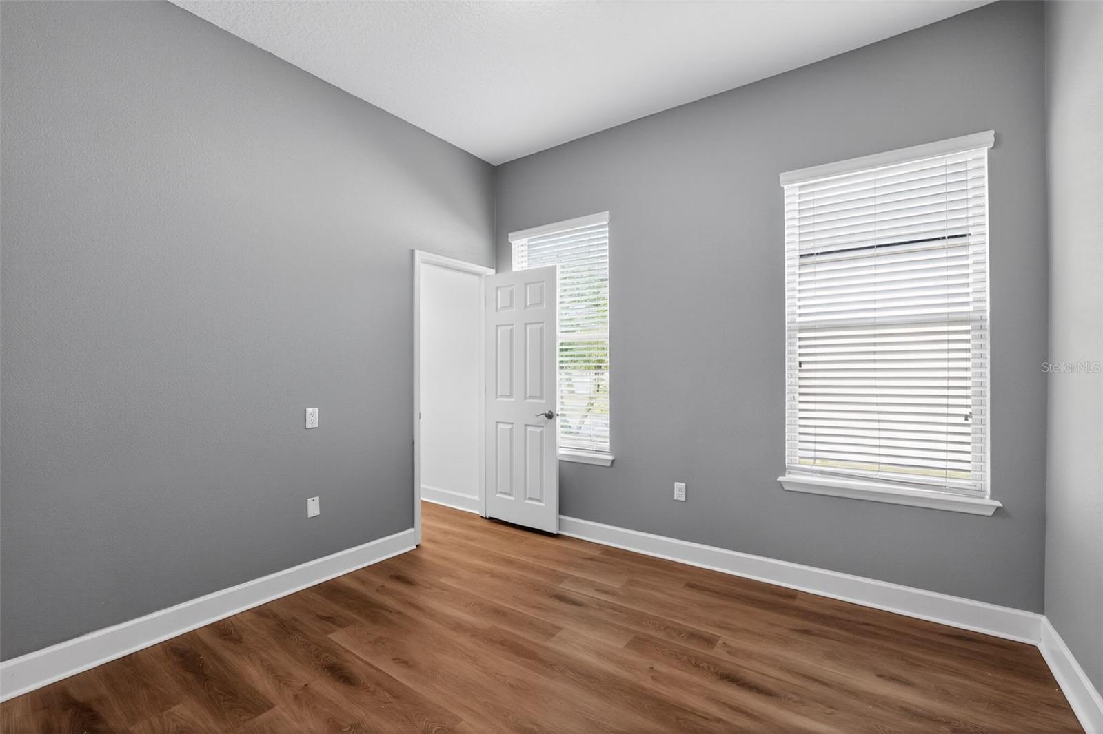 Image 32 of 55 For 710 116th Court Ne