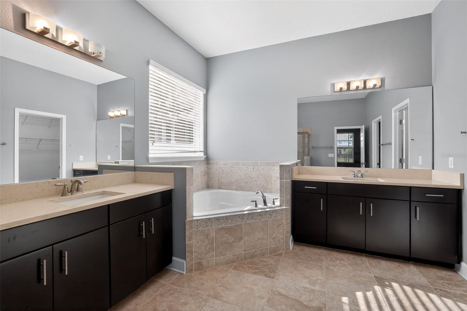 Image 42 of 55 For 710 116th Court Ne