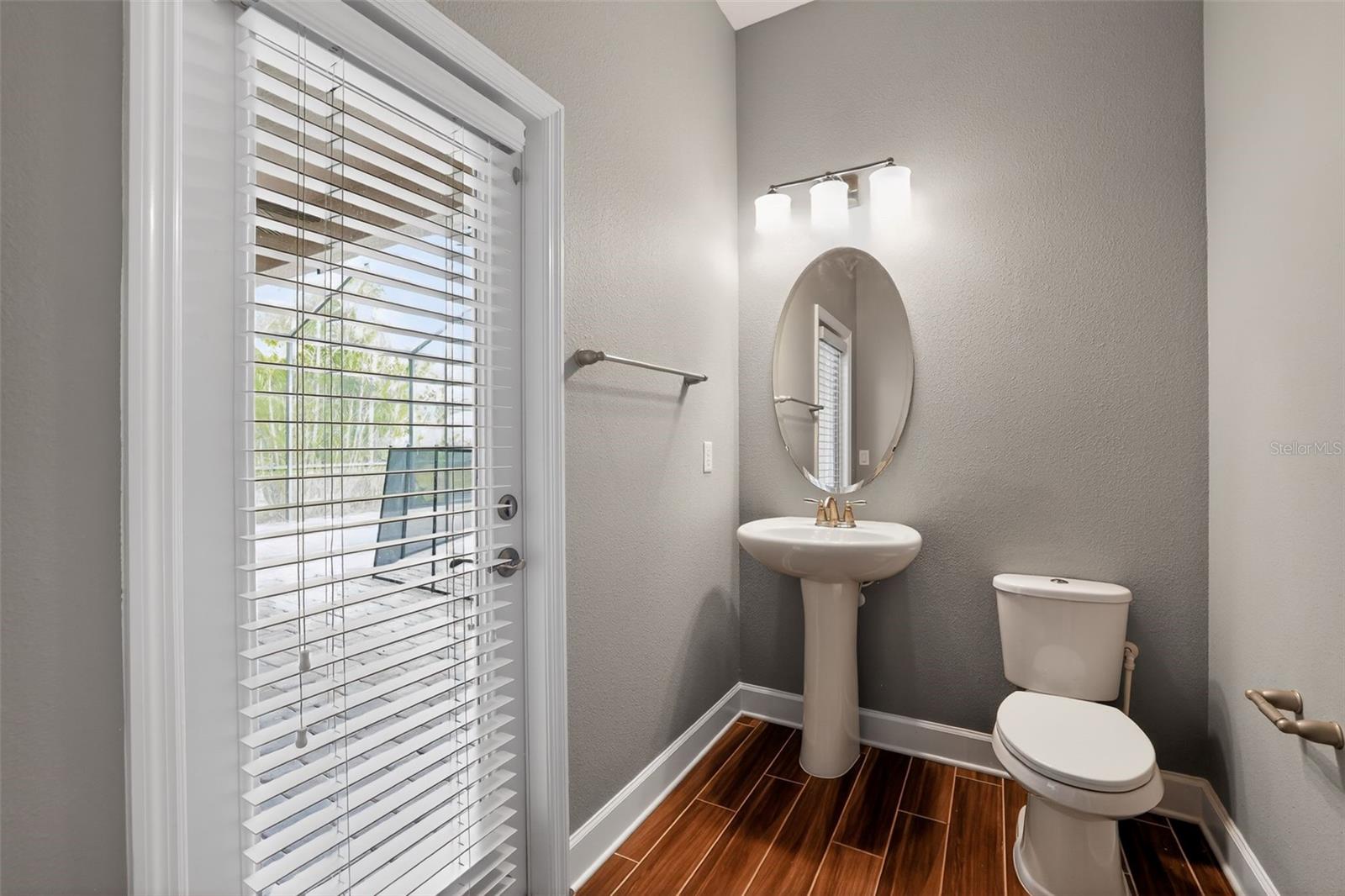 Image 45 of 55 For 710 116th Court Ne