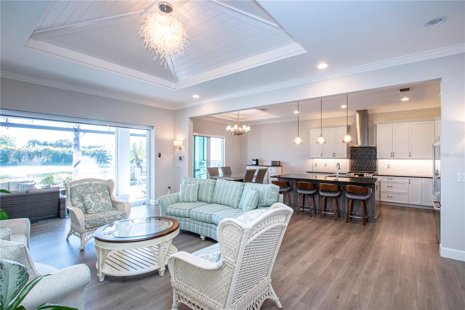 Image 18 of 100 For 7732 Sandhill Lake Drive