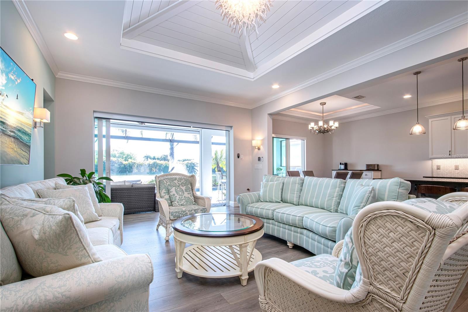 Image 19 of 100 For 7732 Sandhill Lake Drive