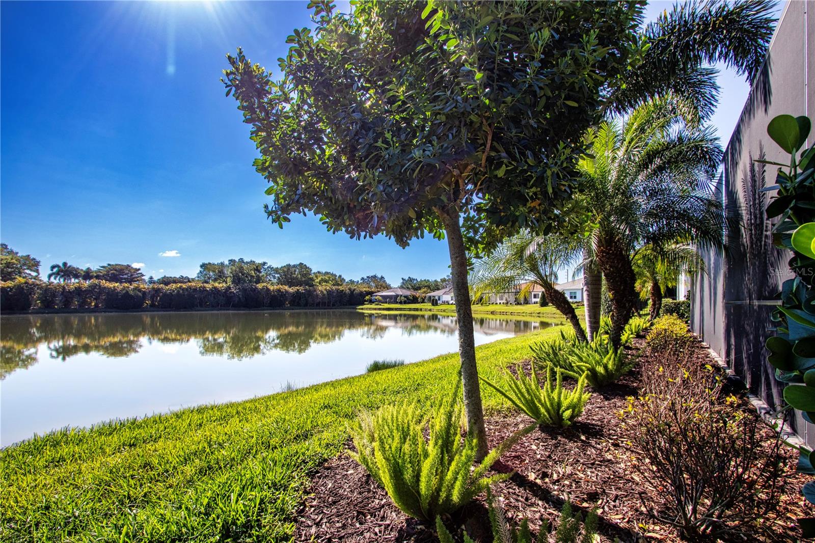 Image 38 of 100 For 7732 Sandhill Lake Drive