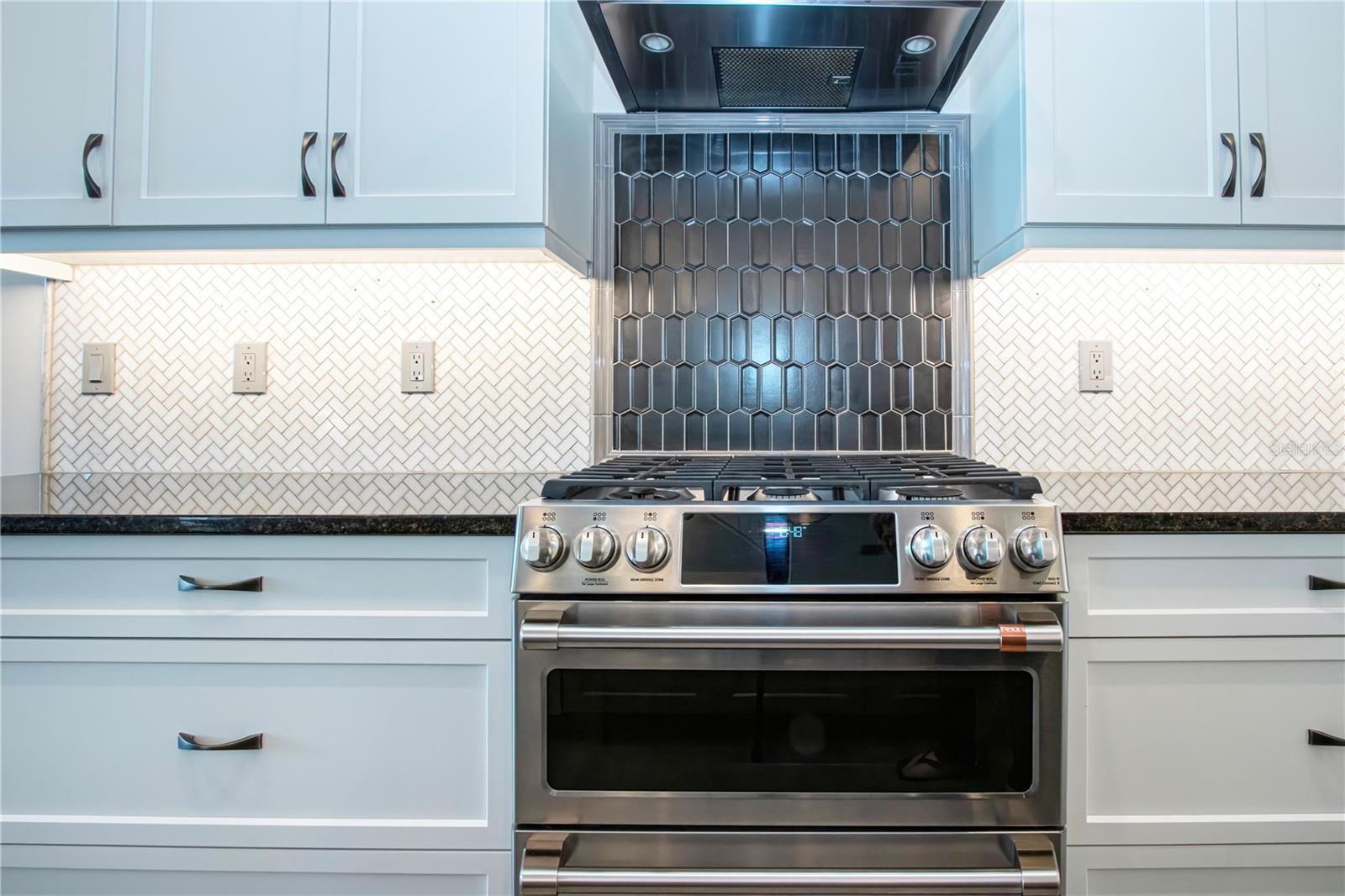 Image 50 of 100 For 7732 Sandhill Lake Drive