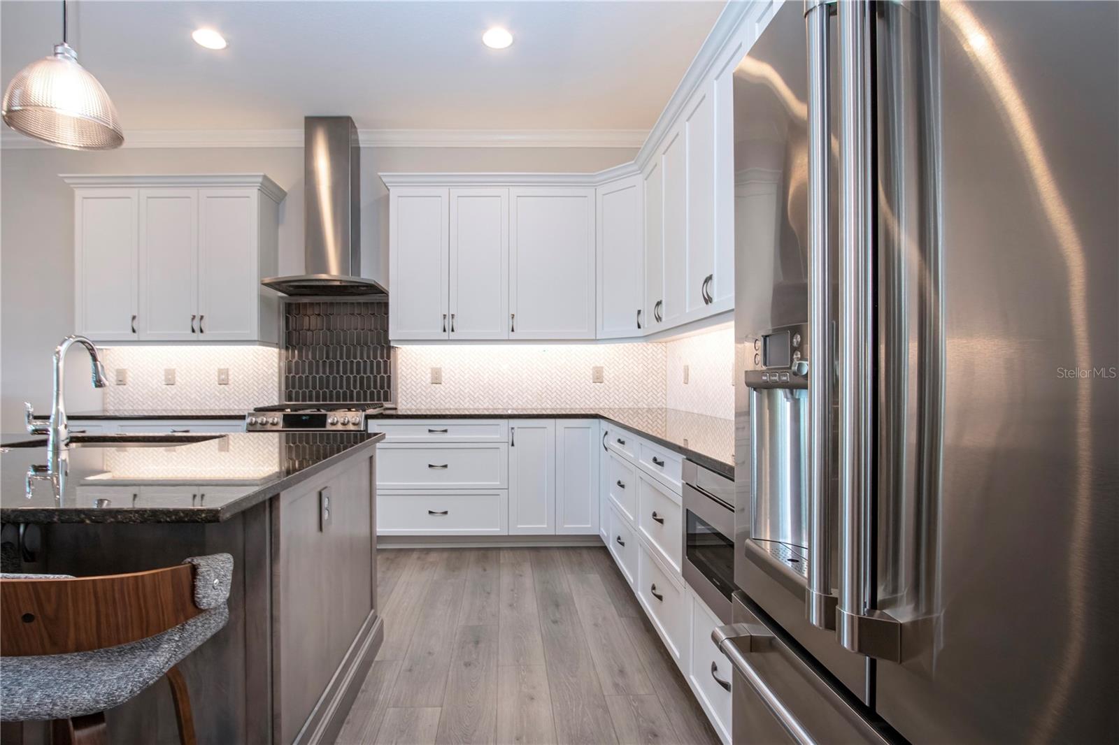 Image 52 of 100 For 7732 Sandhill Lake Drive