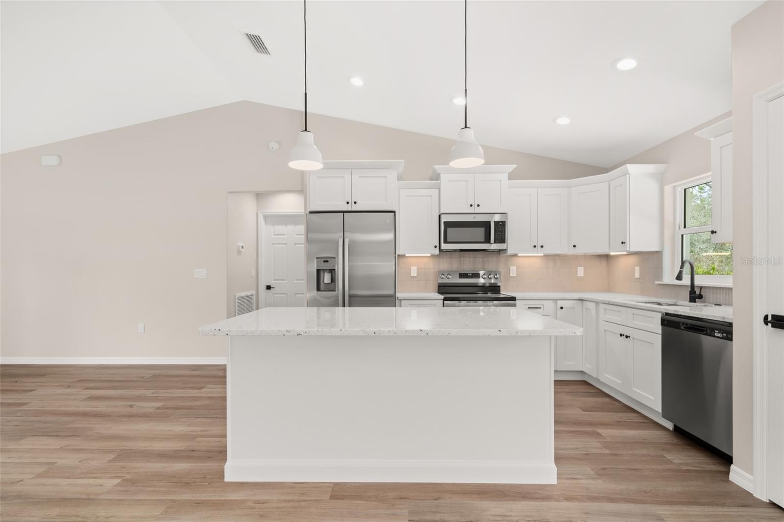 Image 7 of 20 For 4206 Jaguar Drive