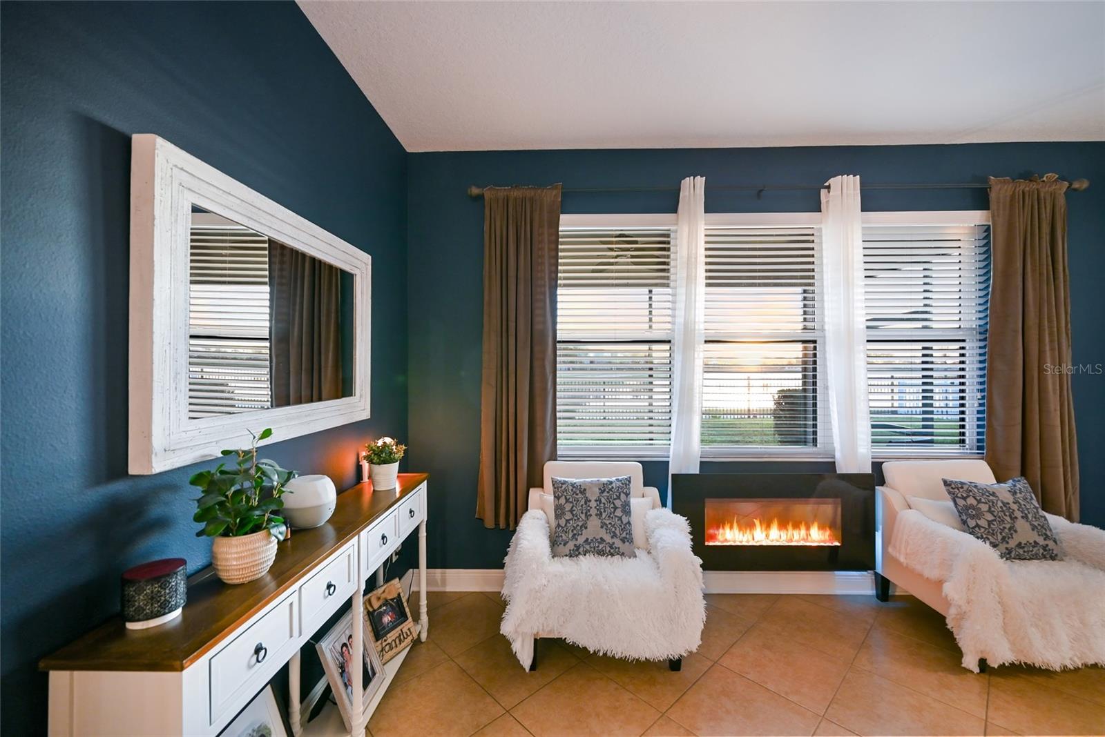 Image 22 of 90 For 11435 Leland Groves Drive