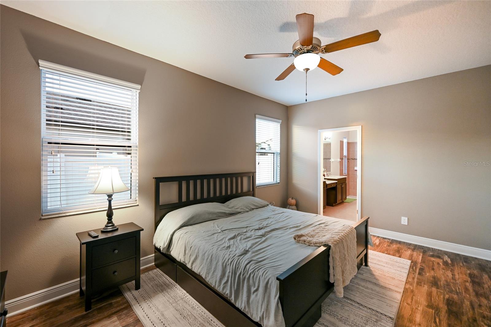 Image 28 of 90 For 11435 Leland Groves Drive