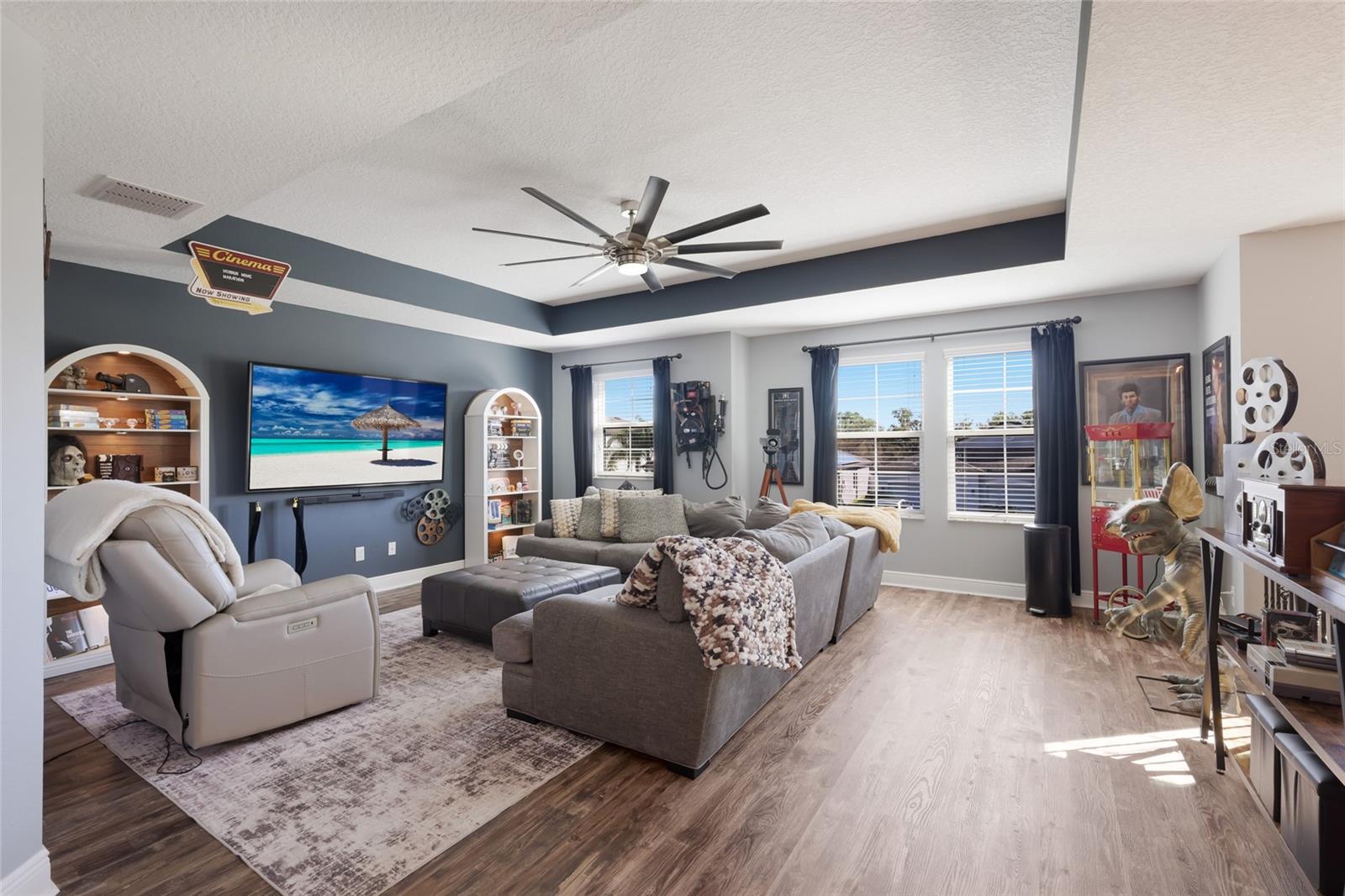 Image 34 of 90 For 11435 Leland Groves Drive