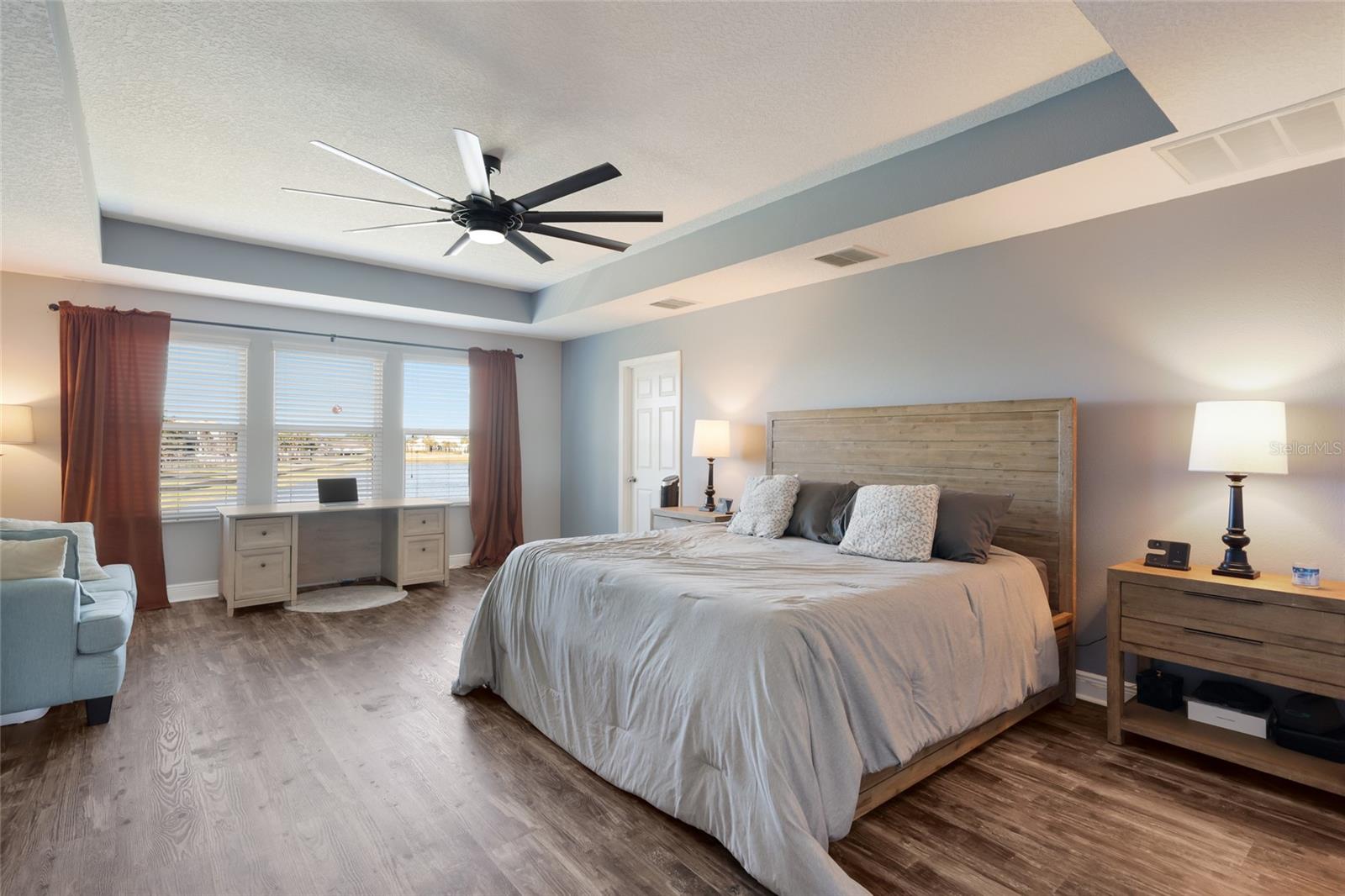 Image 36 of 90 For 11435 Leland Groves Drive