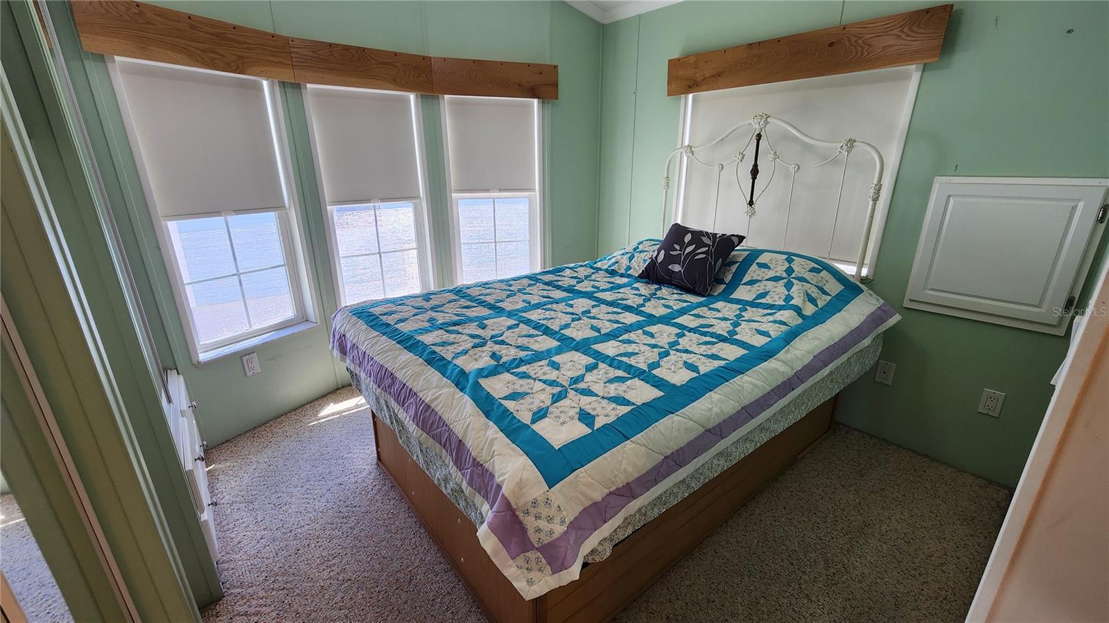 Image 13 of 42 For 3333 26th Avenue E 1171