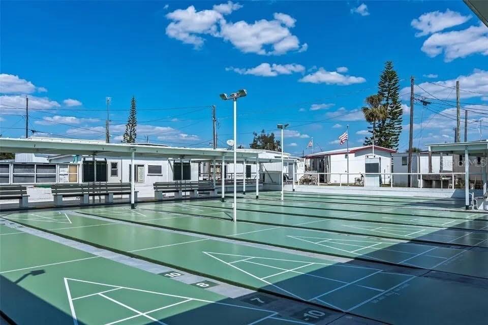 Image 4 of 13 For 138 Pennsylvania Street