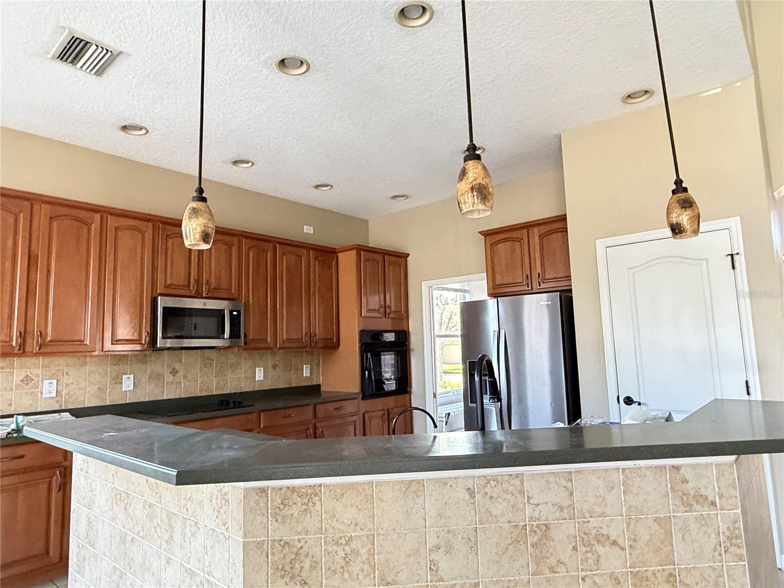 Image 5 of 14 For 3816 70th Avenue E