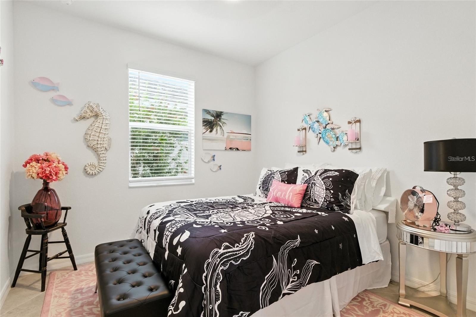 Image 24 of 41 For 19085 Cabernet Court