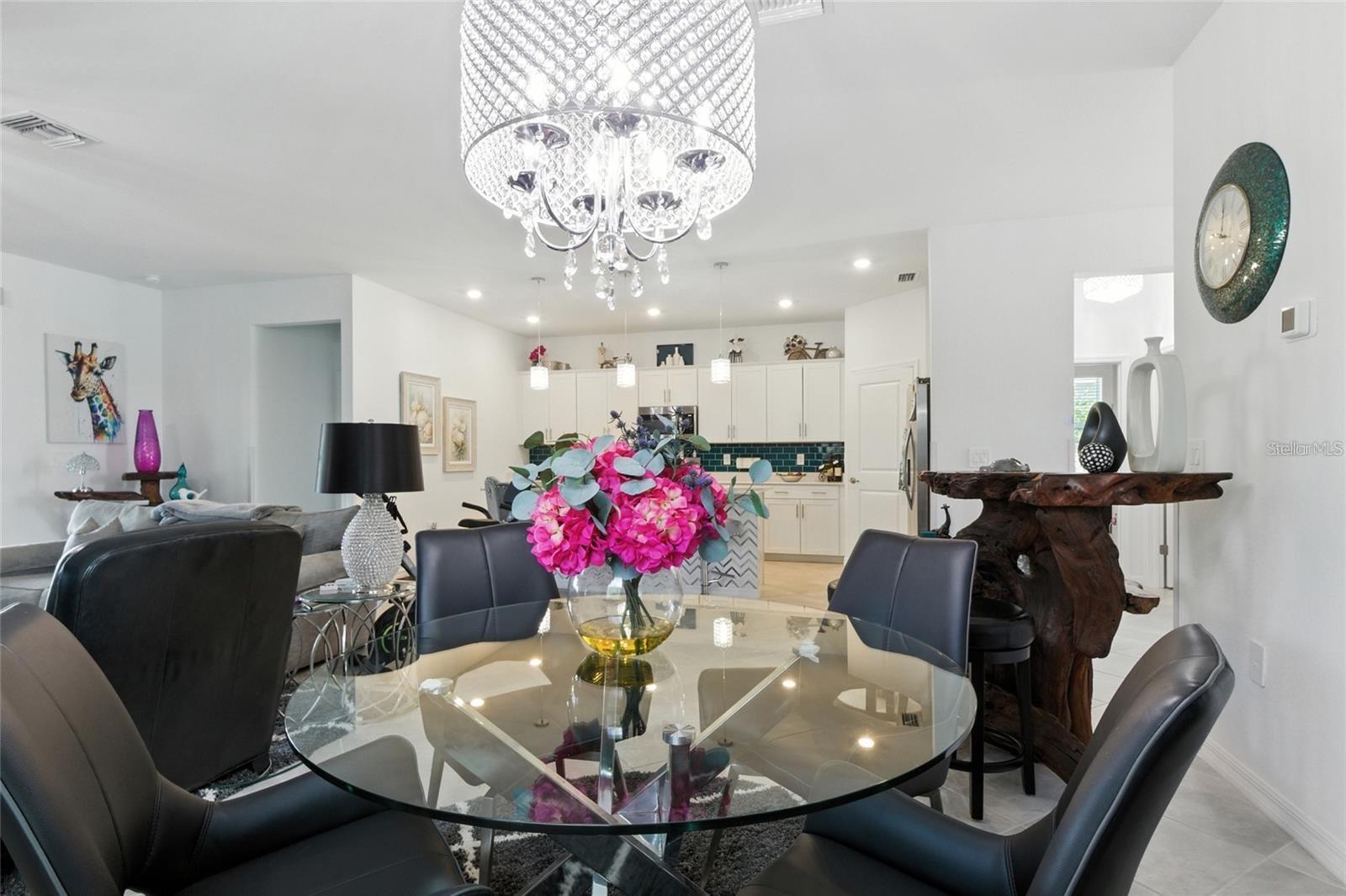 Image 8 of 41 For 19085 Cabernet Court