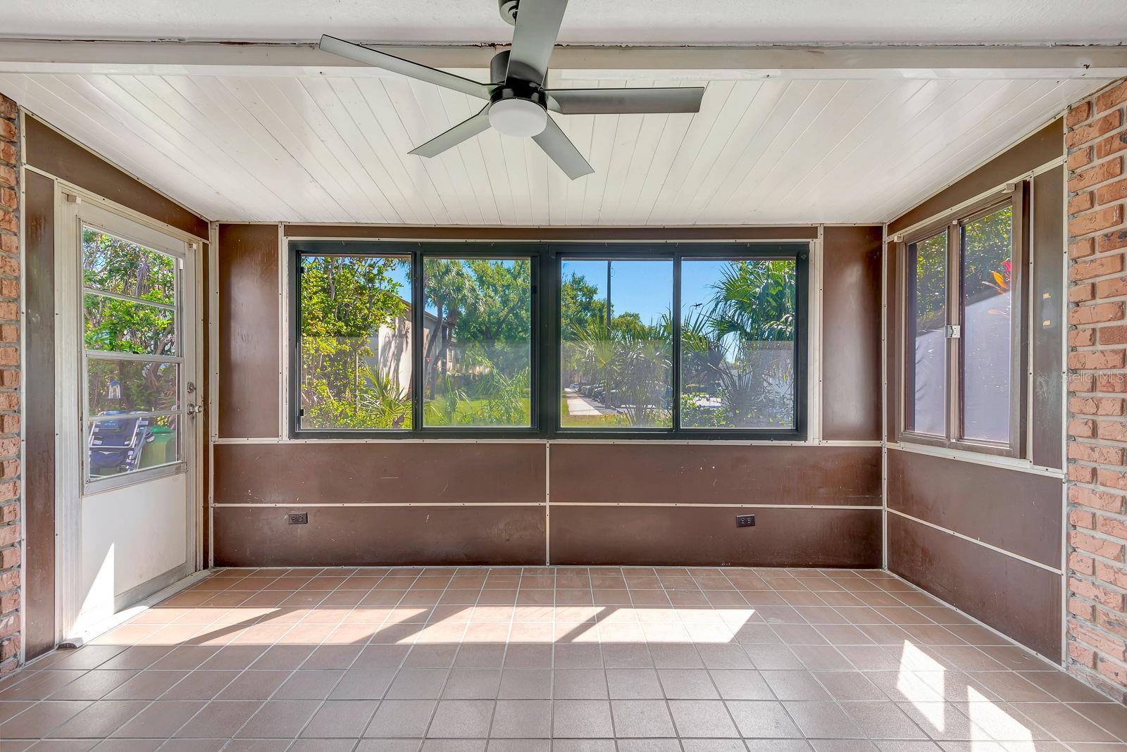 Image 24 of 43 For 1122 84th Terrace N A