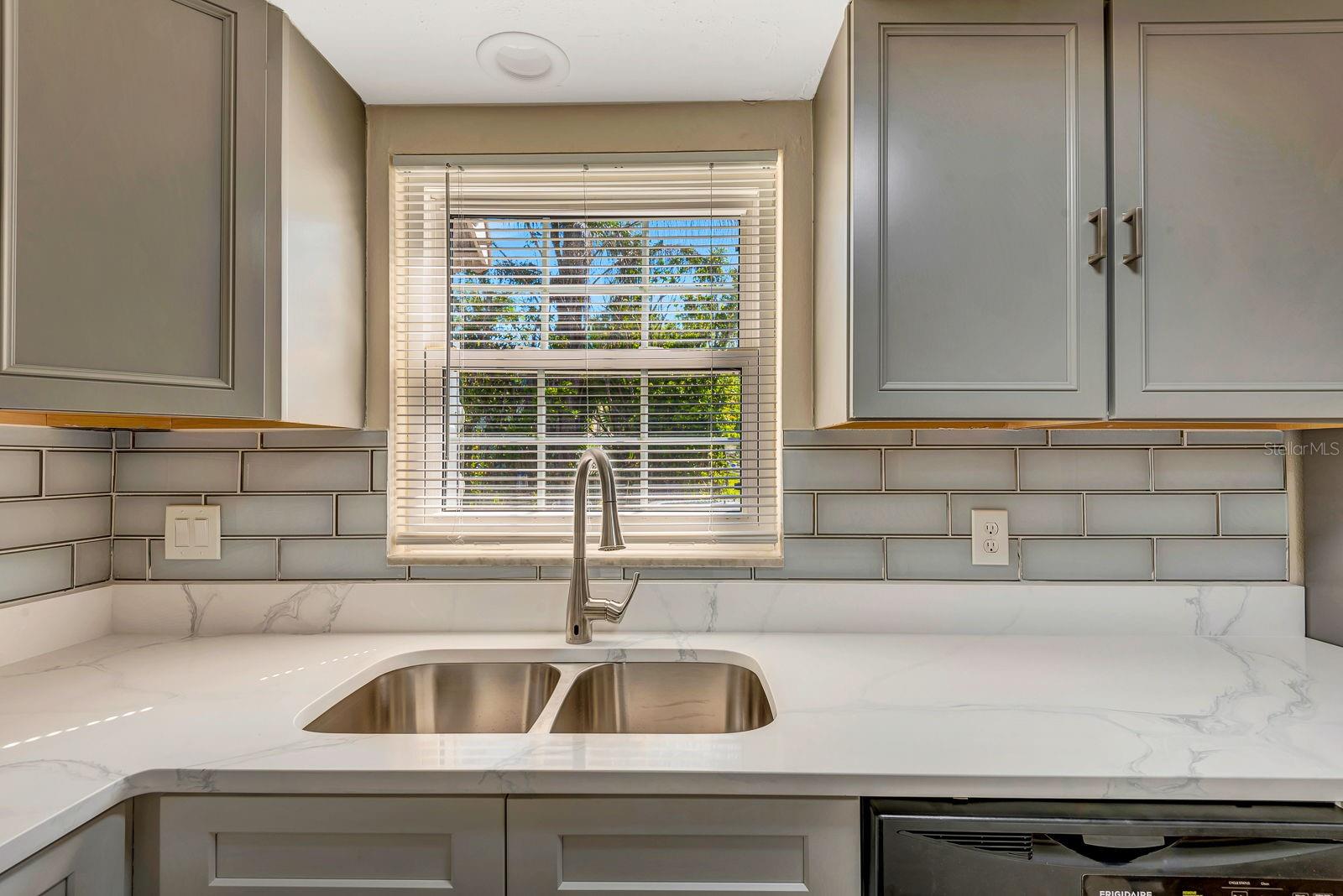 Image 5 of 43 For 1122 84th Terrace N A