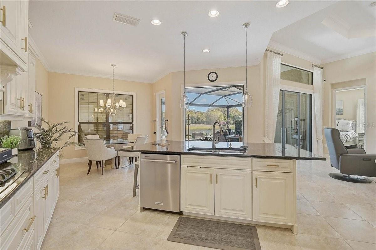 Image 5 of 38 For 14911 Castle Park Terrace