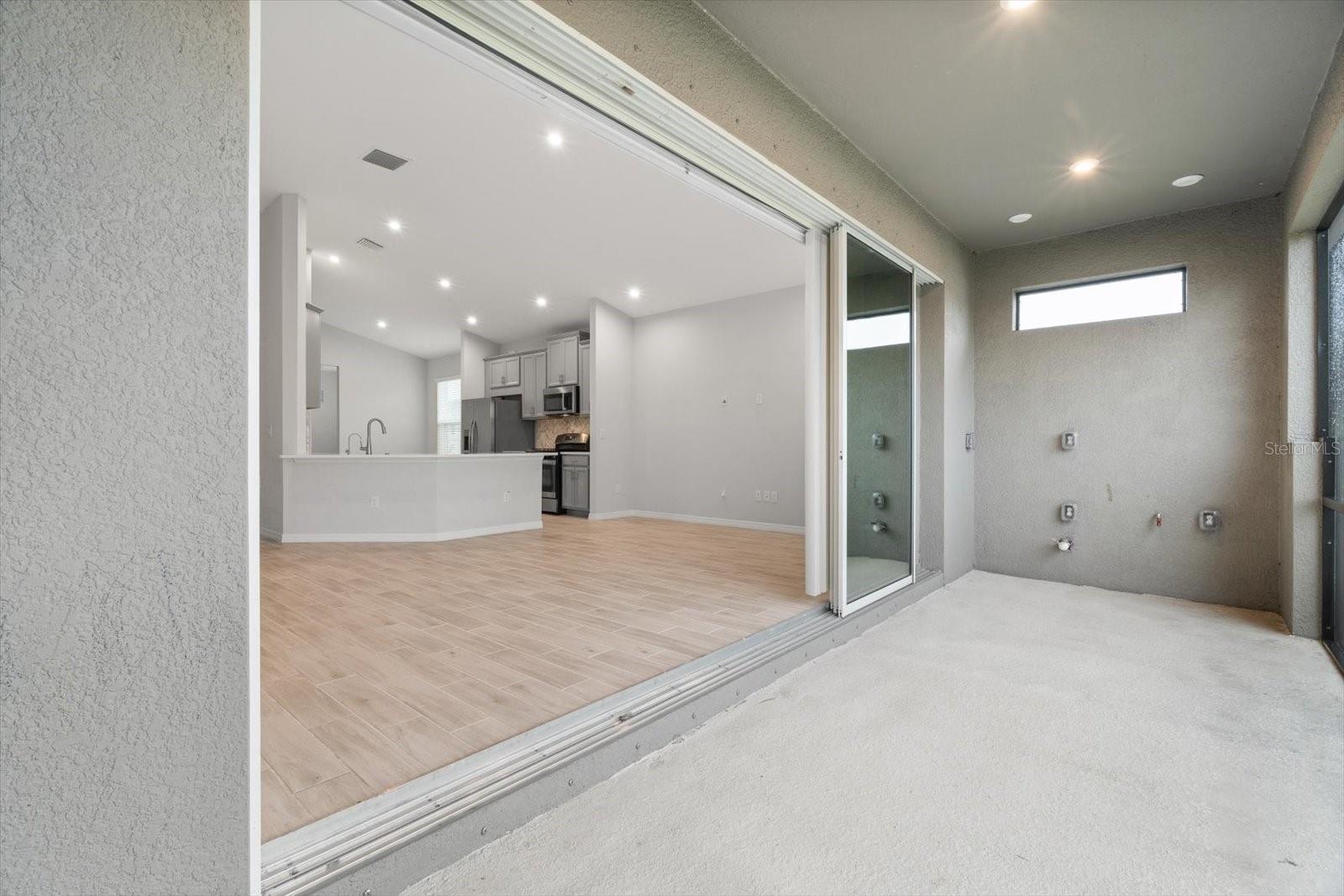 Image 24 of 57 For 6312 Laurelcrest Glen