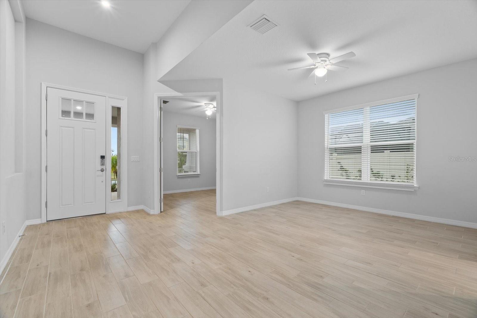 Image 5 of 57 For 6312 Laurelcrest Glen