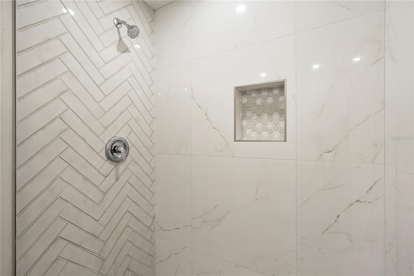 Image 16 of 30 For 2008 2nd Avenue E