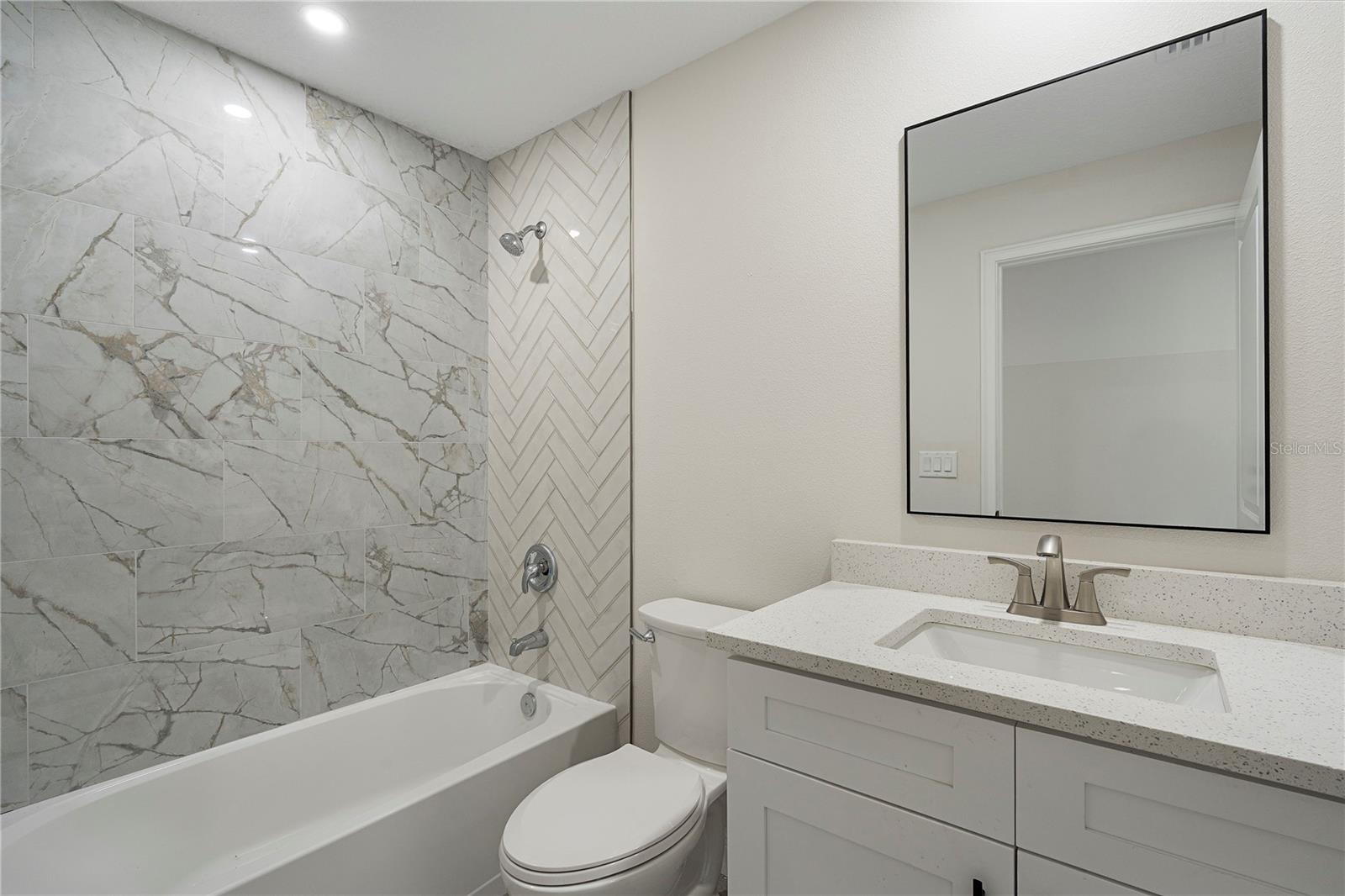 Image 22 of 30 For 2008 2nd Avenue E