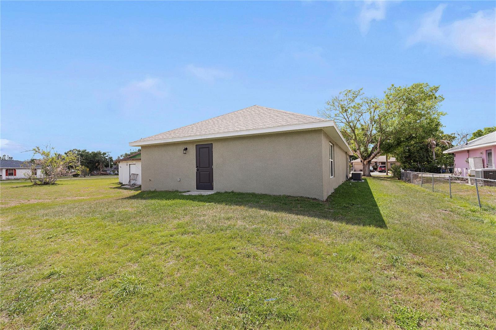 Image 30 of 30 For 2008 2nd Avenue E