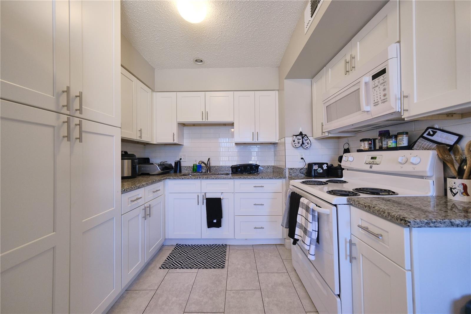 Image 8 of 23 For 6231 Coniston Terrace