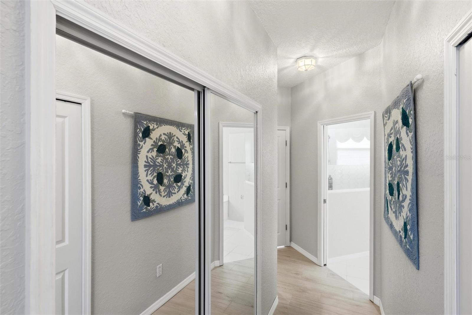 Image 14 of 51 For 2499 Silver Palm Road