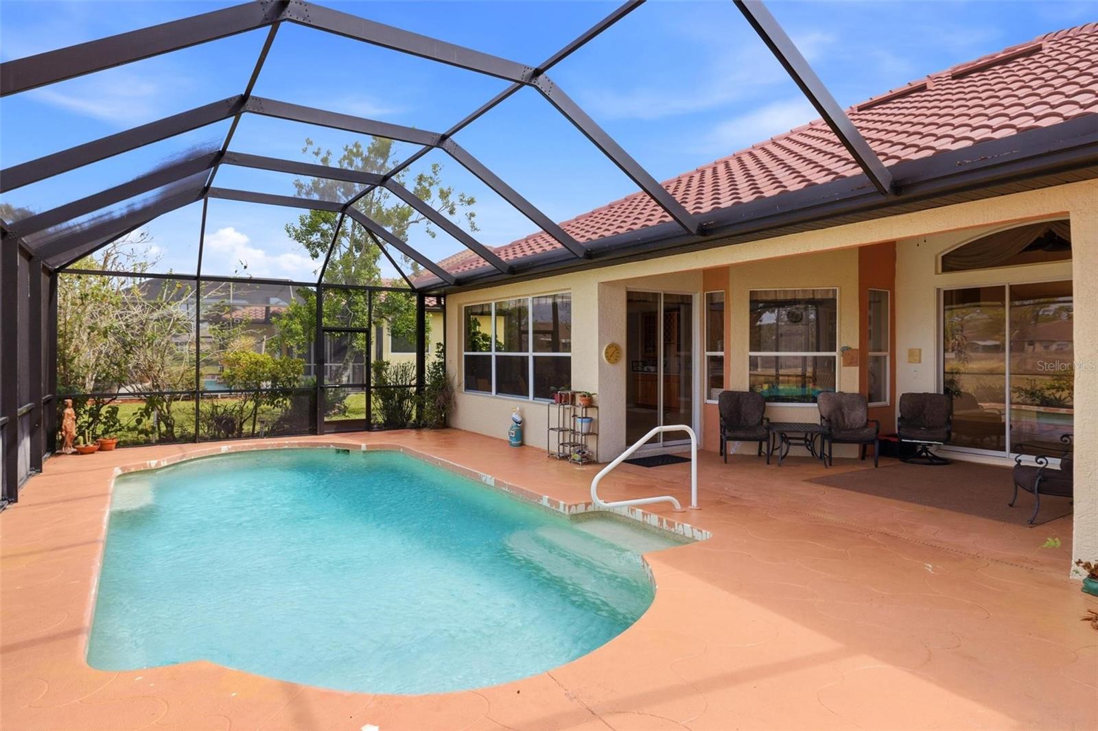 Image 28 of 51 For 2499 Silver Palm Road