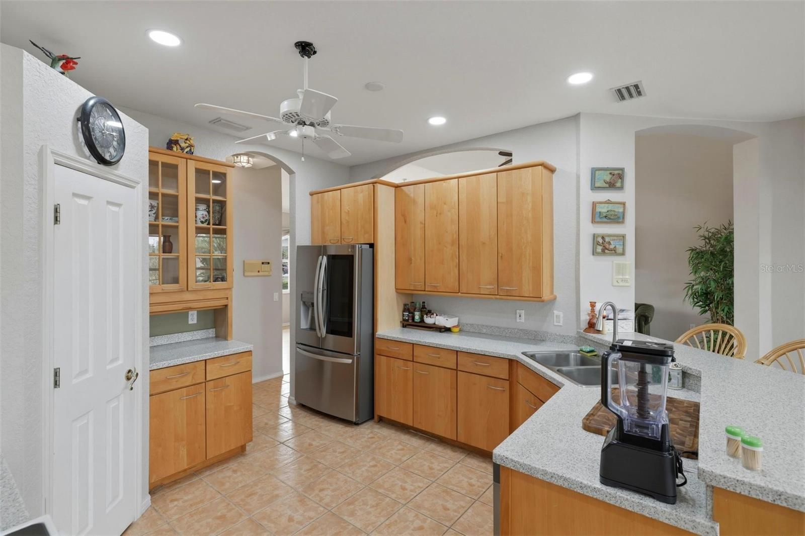 Image 37 of 51 For 2499 Silver Palm Road