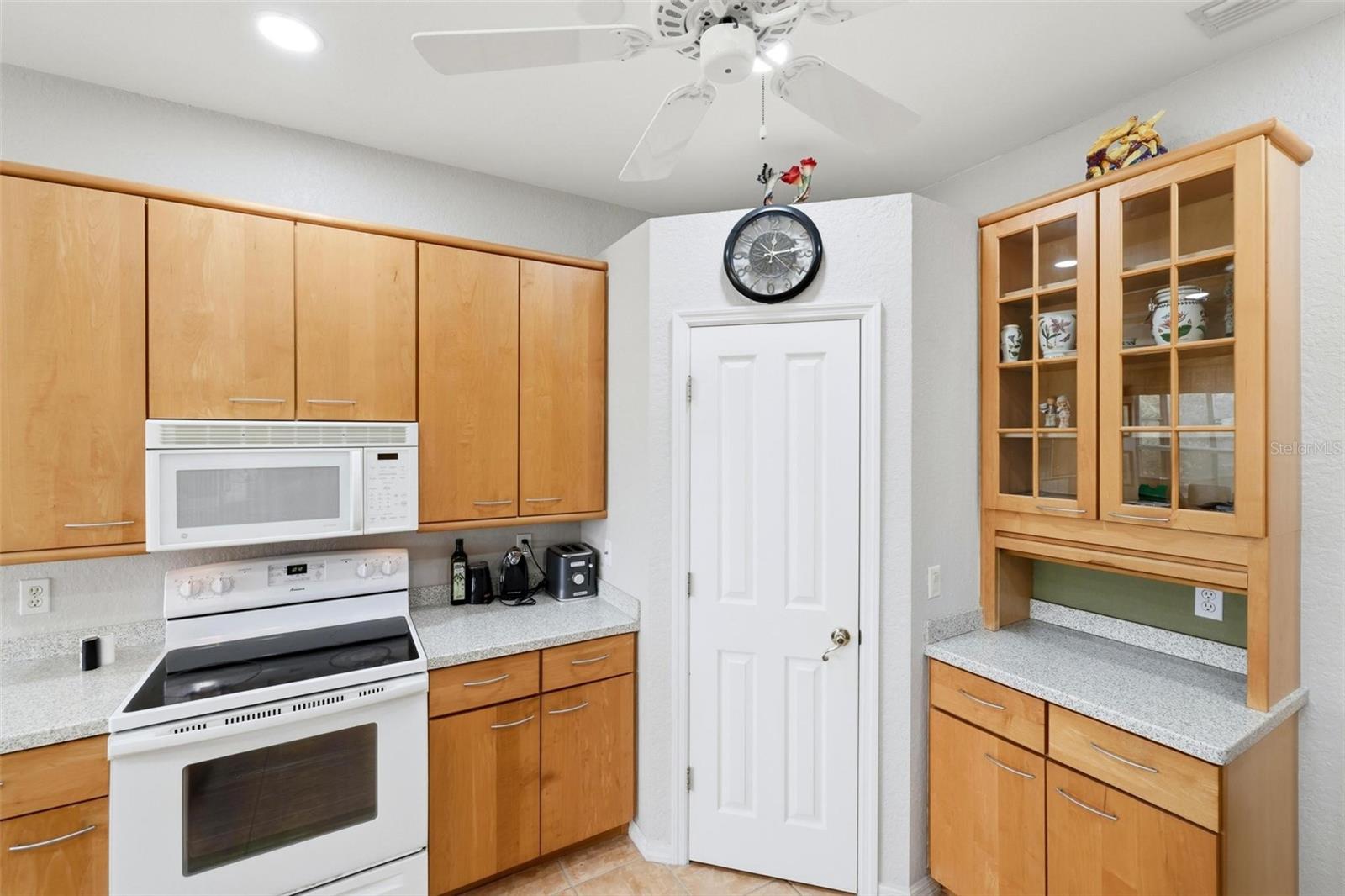 Image 40 of 51 For 2499 Silver Palm Road