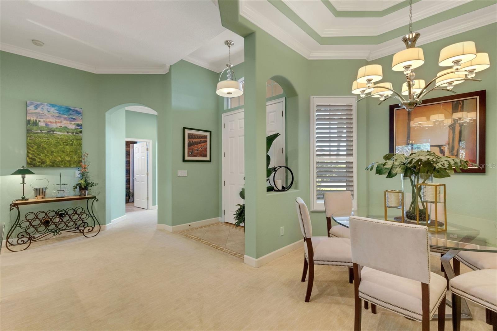 Image 18 of 66 For 101 Medici Court